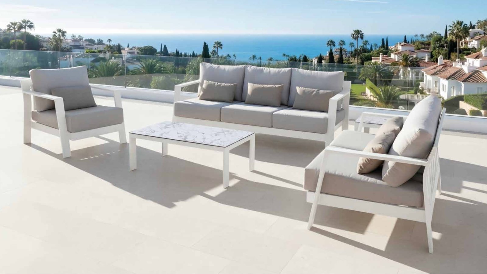Levante — Jardín Muebles Frutos